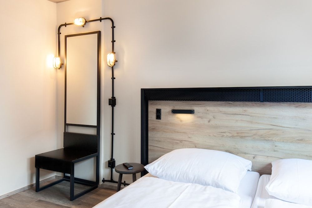 a&o Berlin Hauptbahnhof Twin Room 13