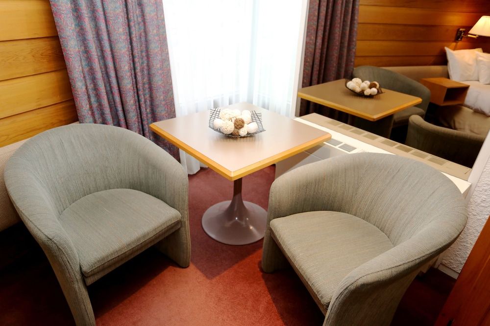 Classic Room, 1 Queen Bed