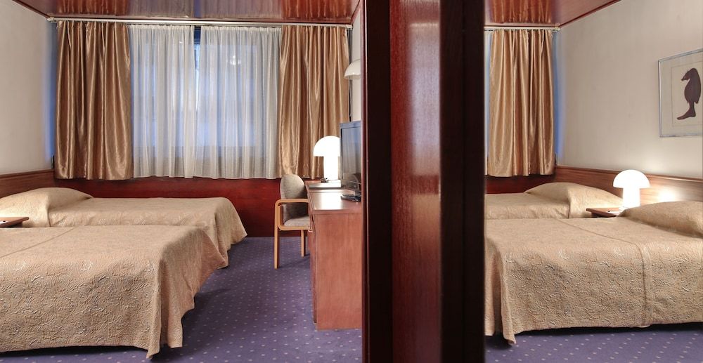 Twin Room, 2 Twin Beds