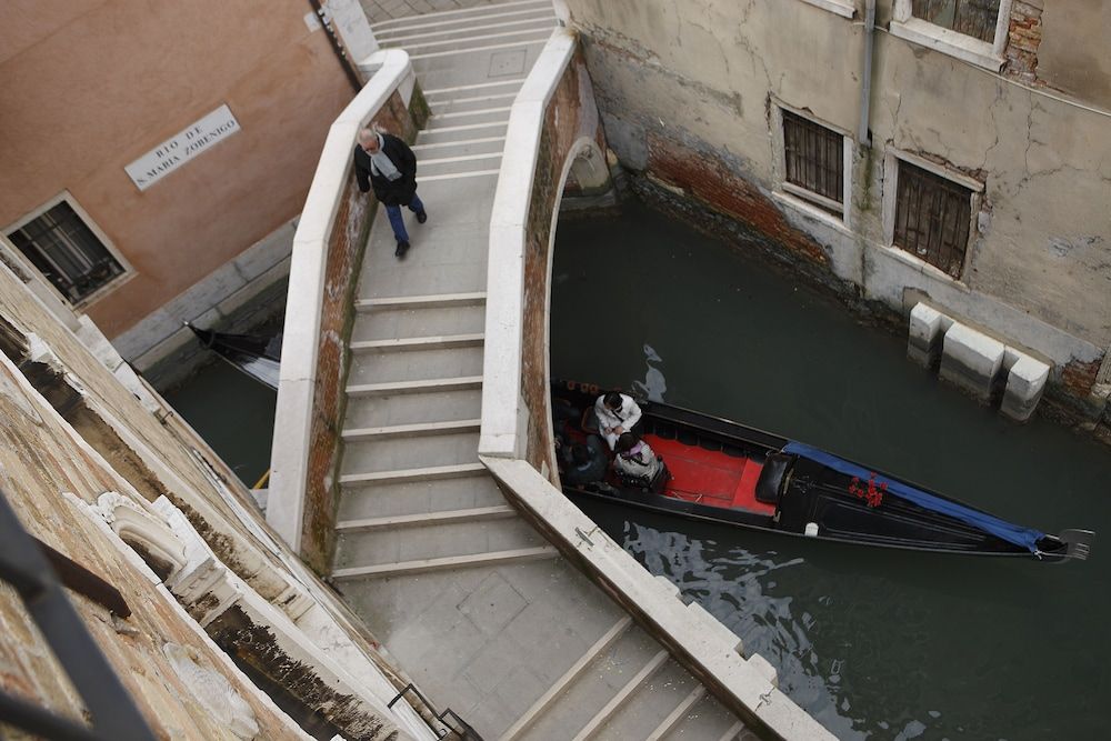 undefined Ad Place 4