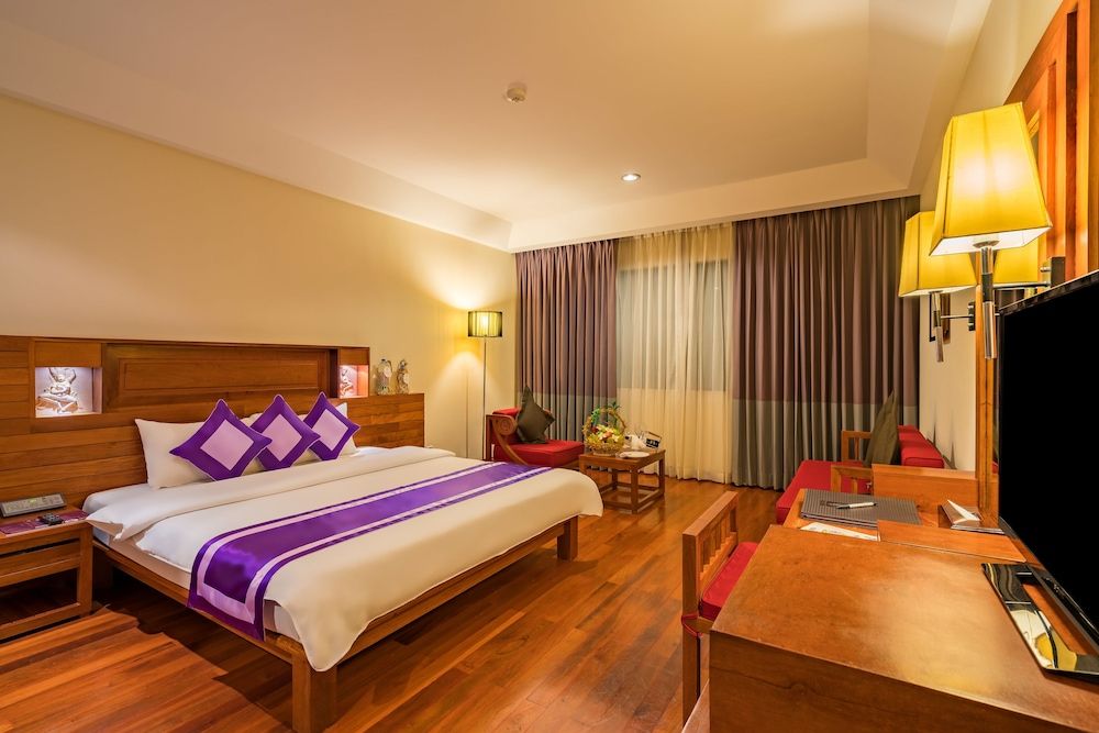 Angkor Miracle Resort & Spa Deluxe City View 4