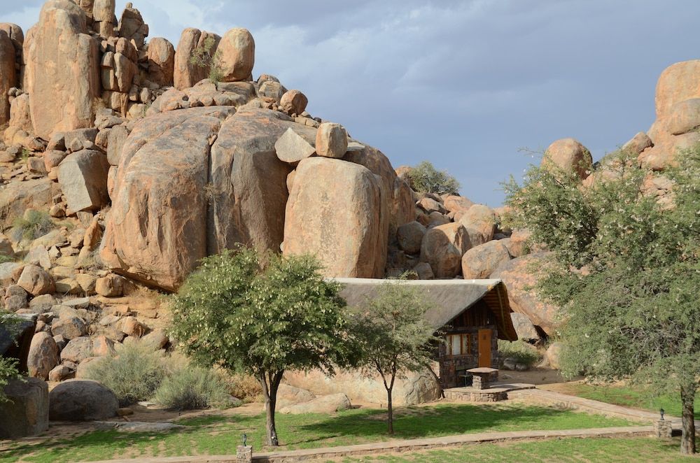 Canyon Lodge Family Room 12