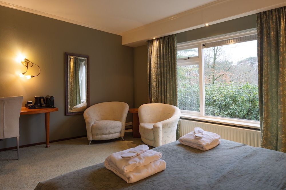 Landgoed de Rosep Classic Double Room 6