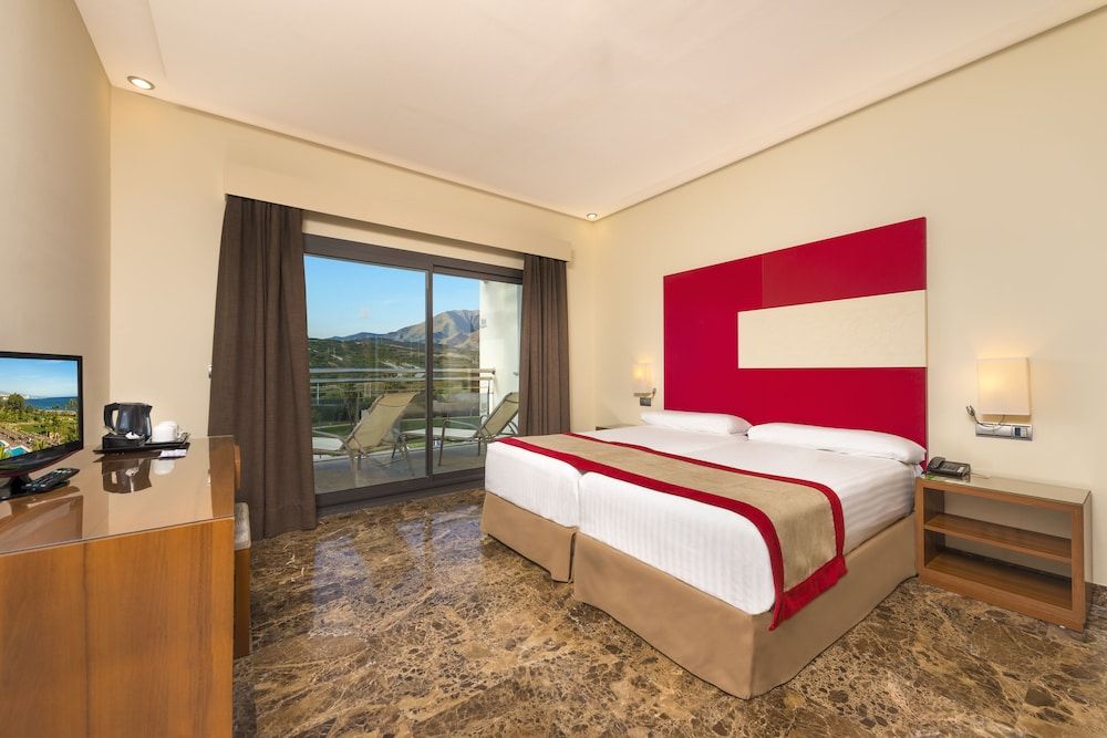 Classic Room (1 adult + 1 child)