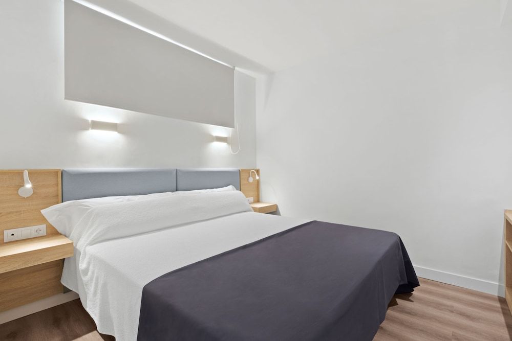 Suite (2 adultos y 2 niños)