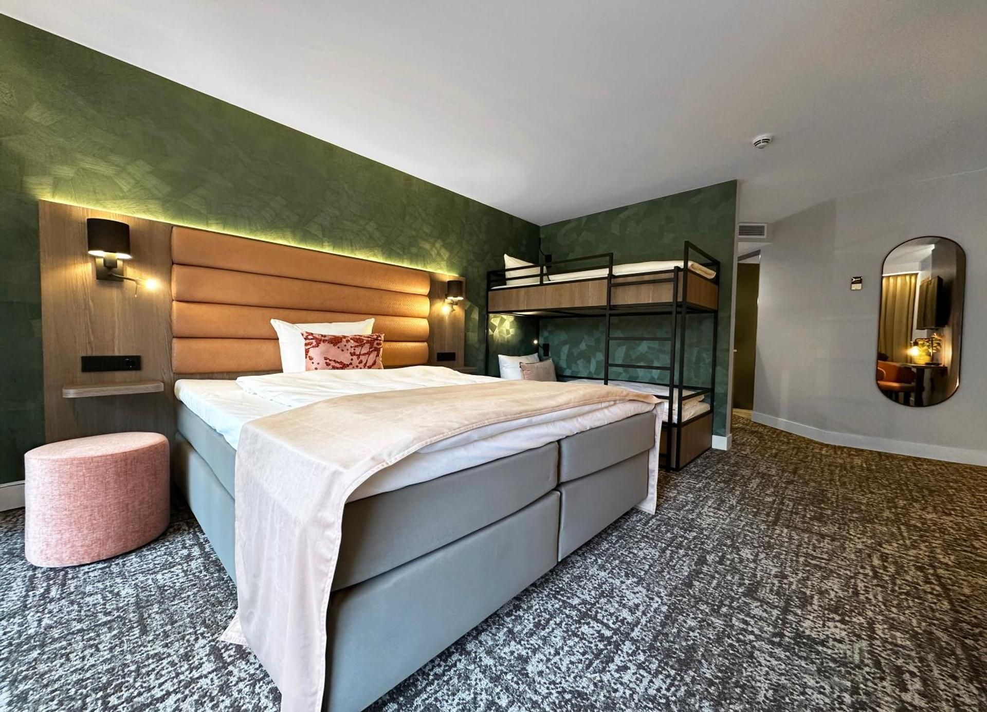 Premium Quadruple Room