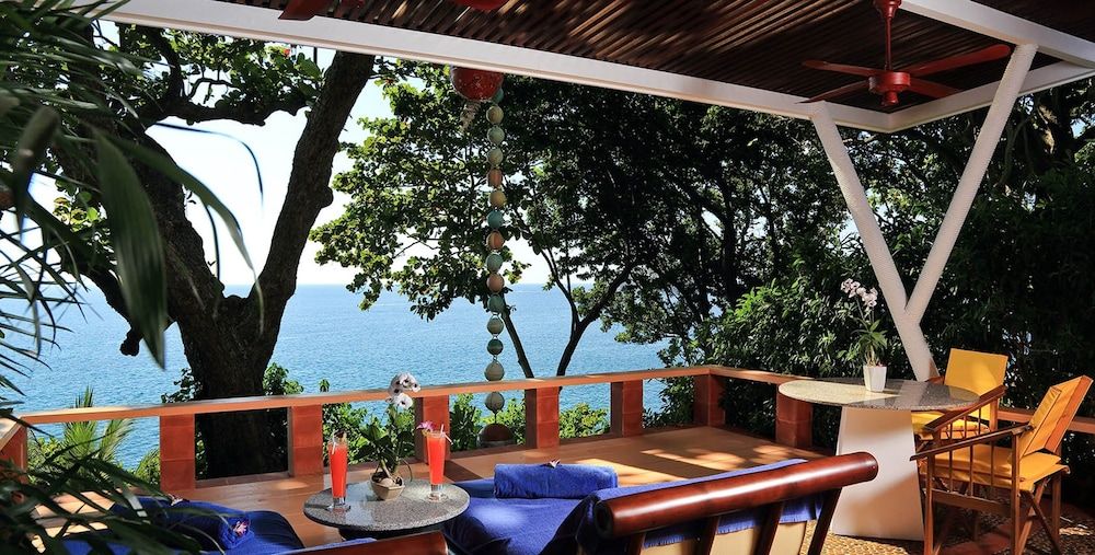 Mom Tri's Villa Royale Ocean Wing Suite (Adult Only) 4