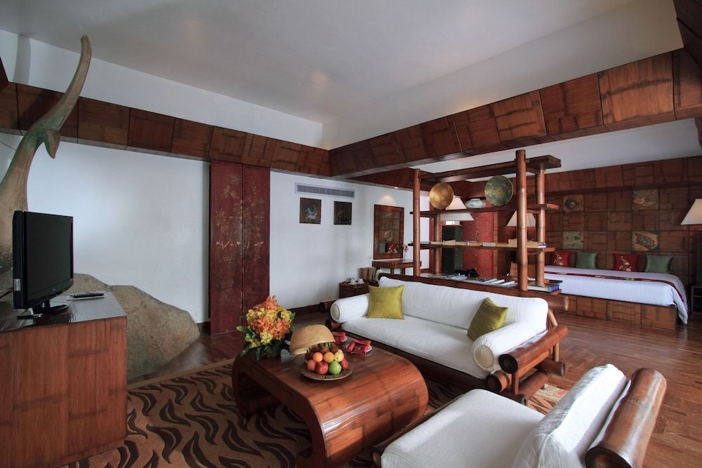 Suite, 1 Bedroom (Classic Wing Suite #5 Hong Haa)