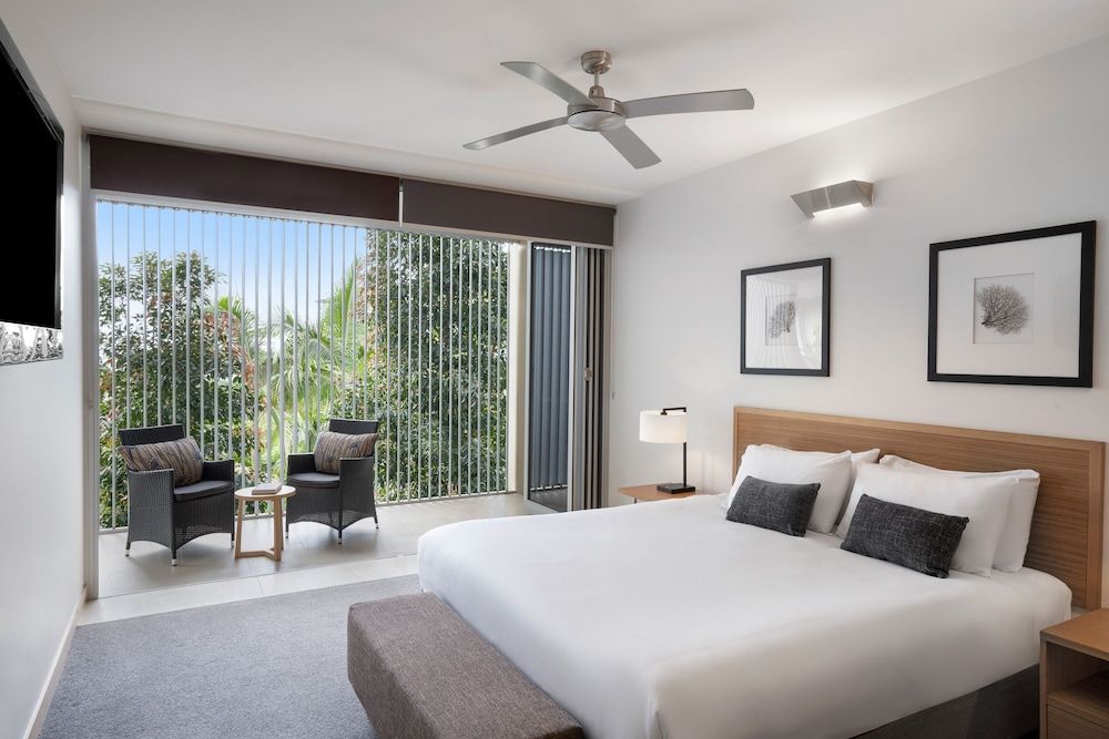 3 Bedroom Tree Top Villa