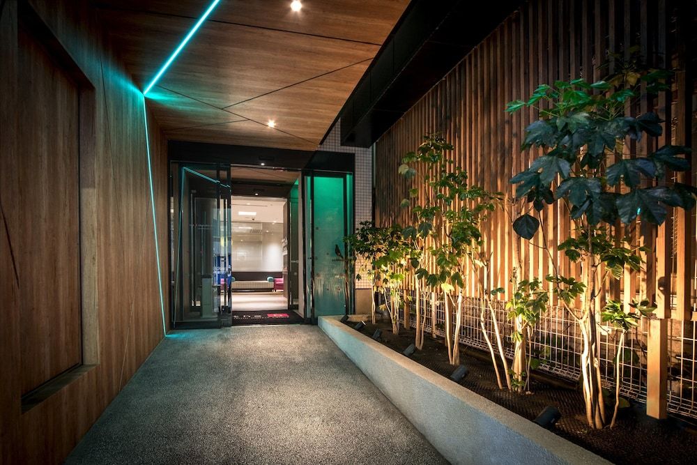 undefined the b akasaka-mitsuke 8