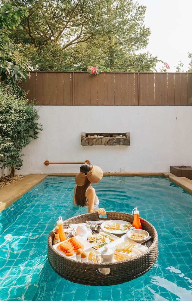 undefined Mimosa Resort & Spa