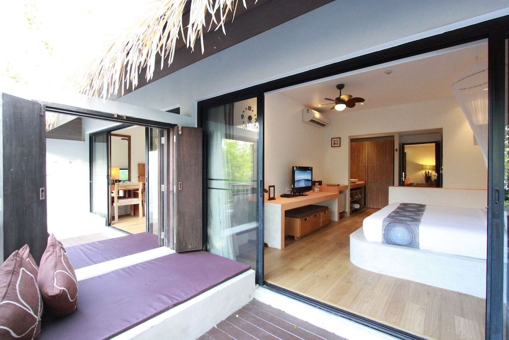 Mimosa Resort & Spa Jacuzzi Family Suite 2