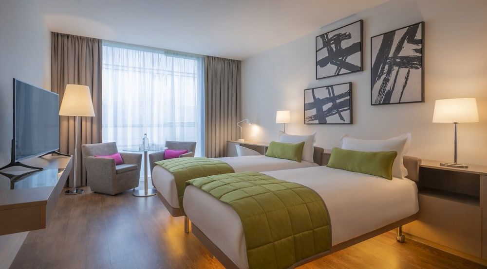 undefined The Gibson Hotel 8