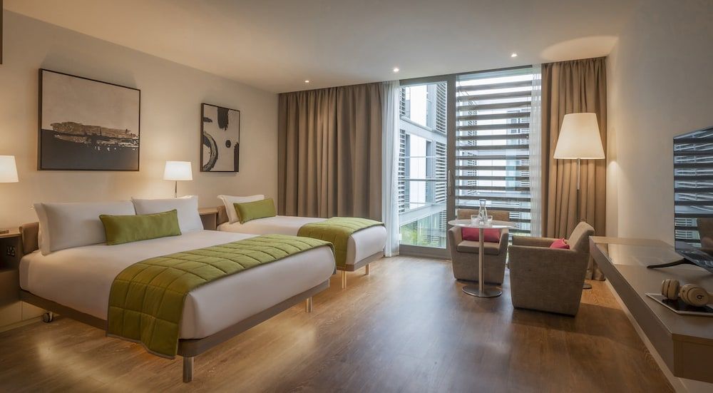 undefined The Gibson Hotel 3