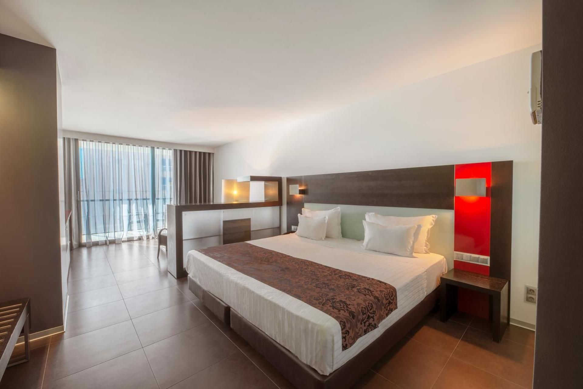 Classic Suite with City View (3 Adults)