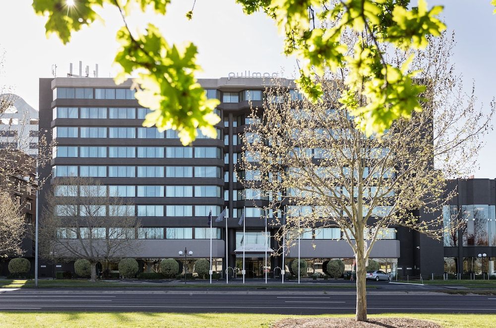 undefined Mercure Melbourne Albert Park 5