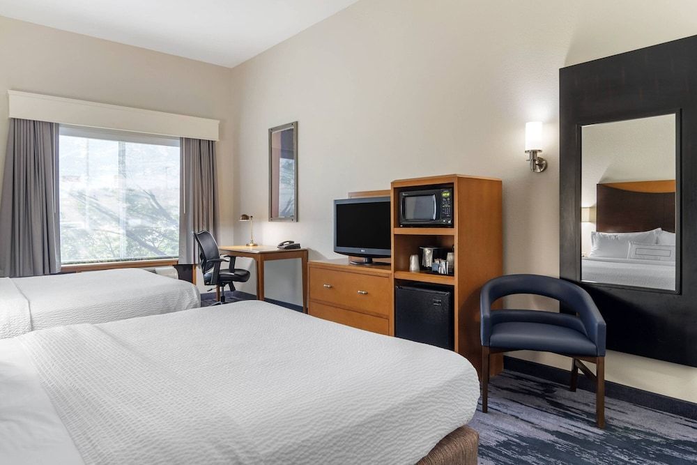 Studio, Multiple Beds (Hearing Accessible)