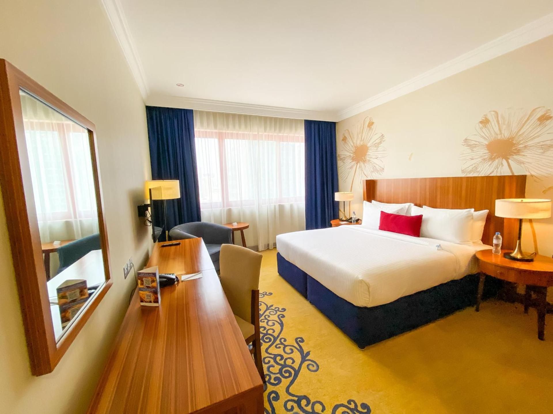 undefined City Seasons Al Hamra Hotel 3