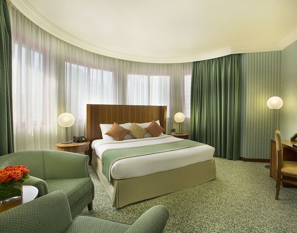 undefined City Seasons Al Hamra Hotel 10