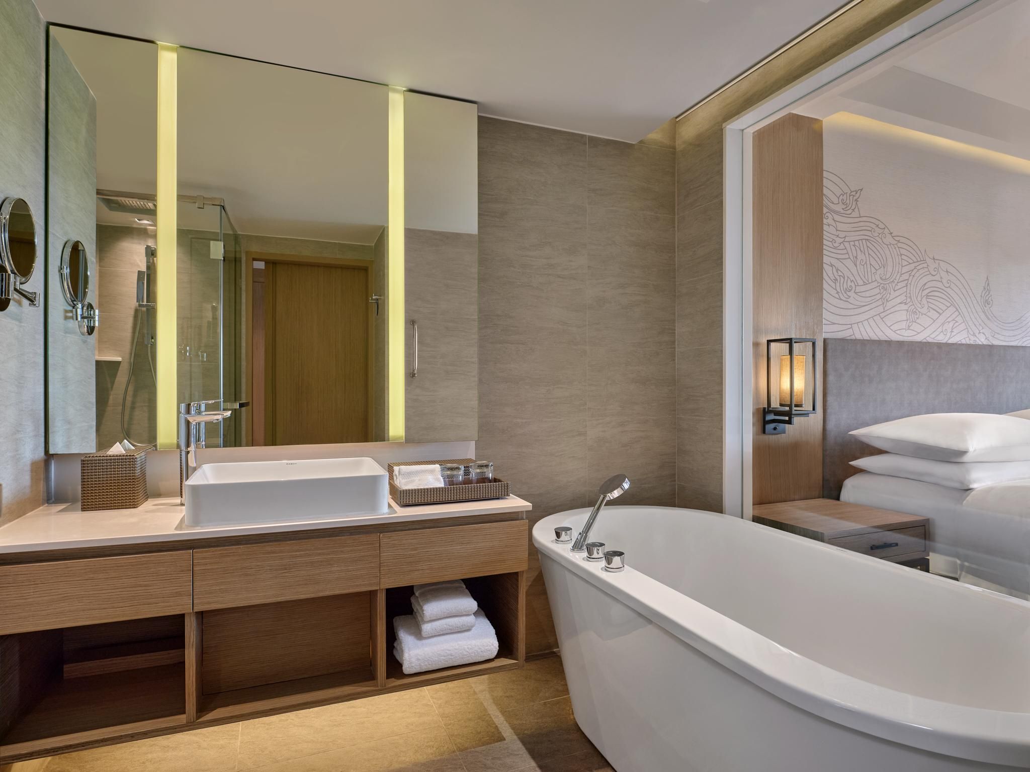 Larger Guest room, 2 Double, Ocean view, Beach front access, Terrace