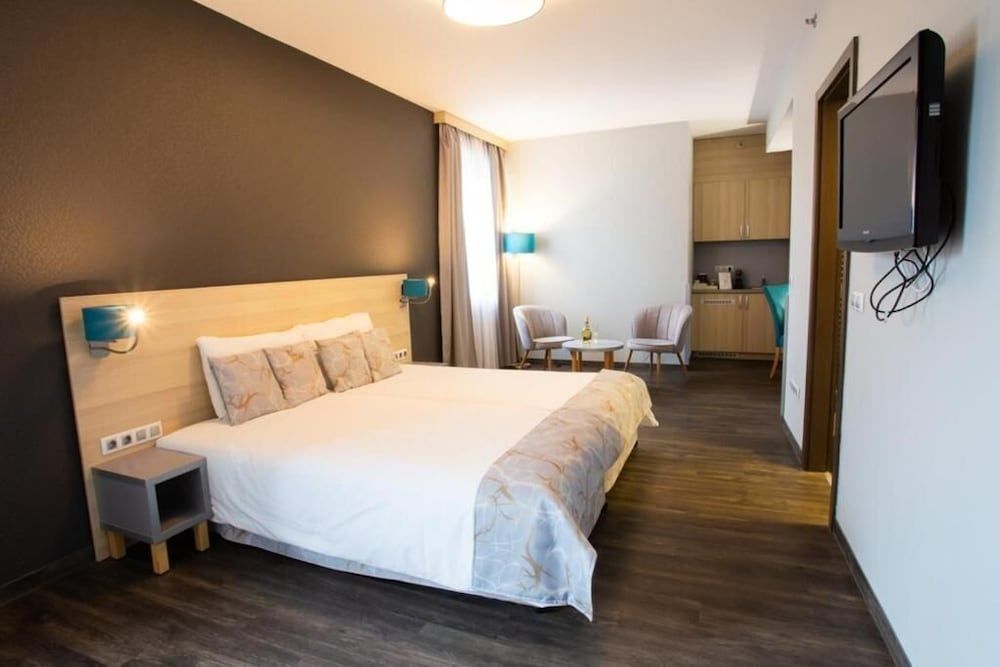 undefined Regnum Residence 3