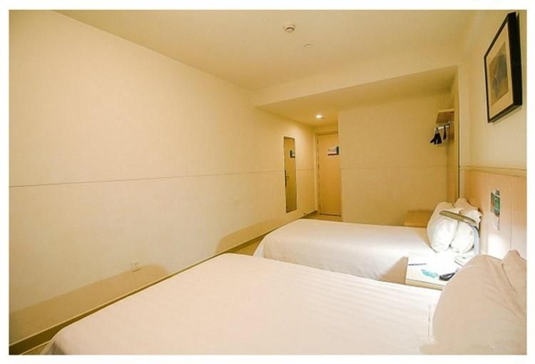 Business Double Room C