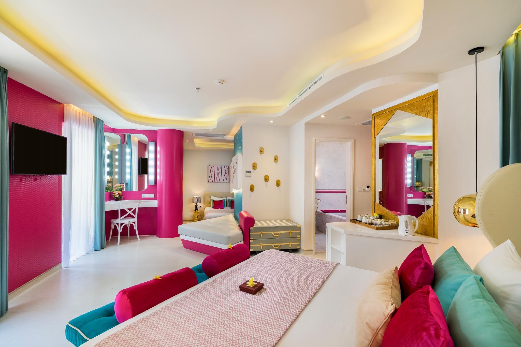 Girls Suites