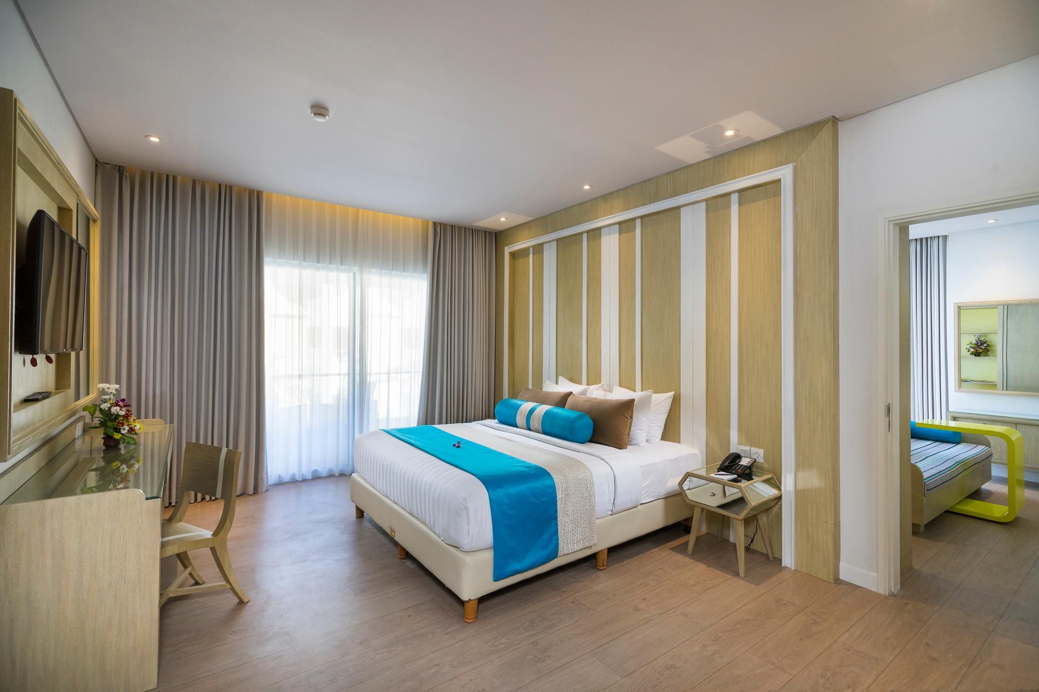 Girls Suites