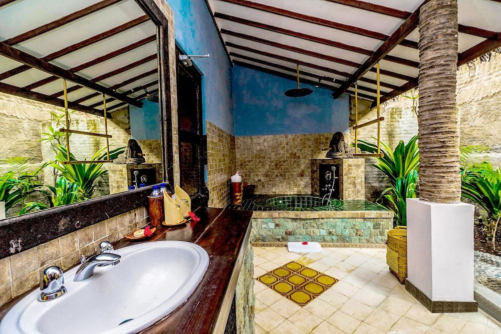 Hotel Tugu Lombok Ampenan Bungalow 4