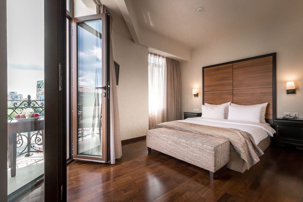 undefined Europa Royale Bucharest 2