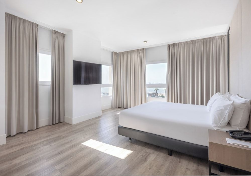 Hotel Melilla Puerto, Affiliated by Meliá Suite