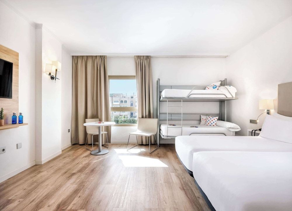 Hotel Melilla Puerto, Affiliated by Meliá Family Room, Connecting Rooms 4