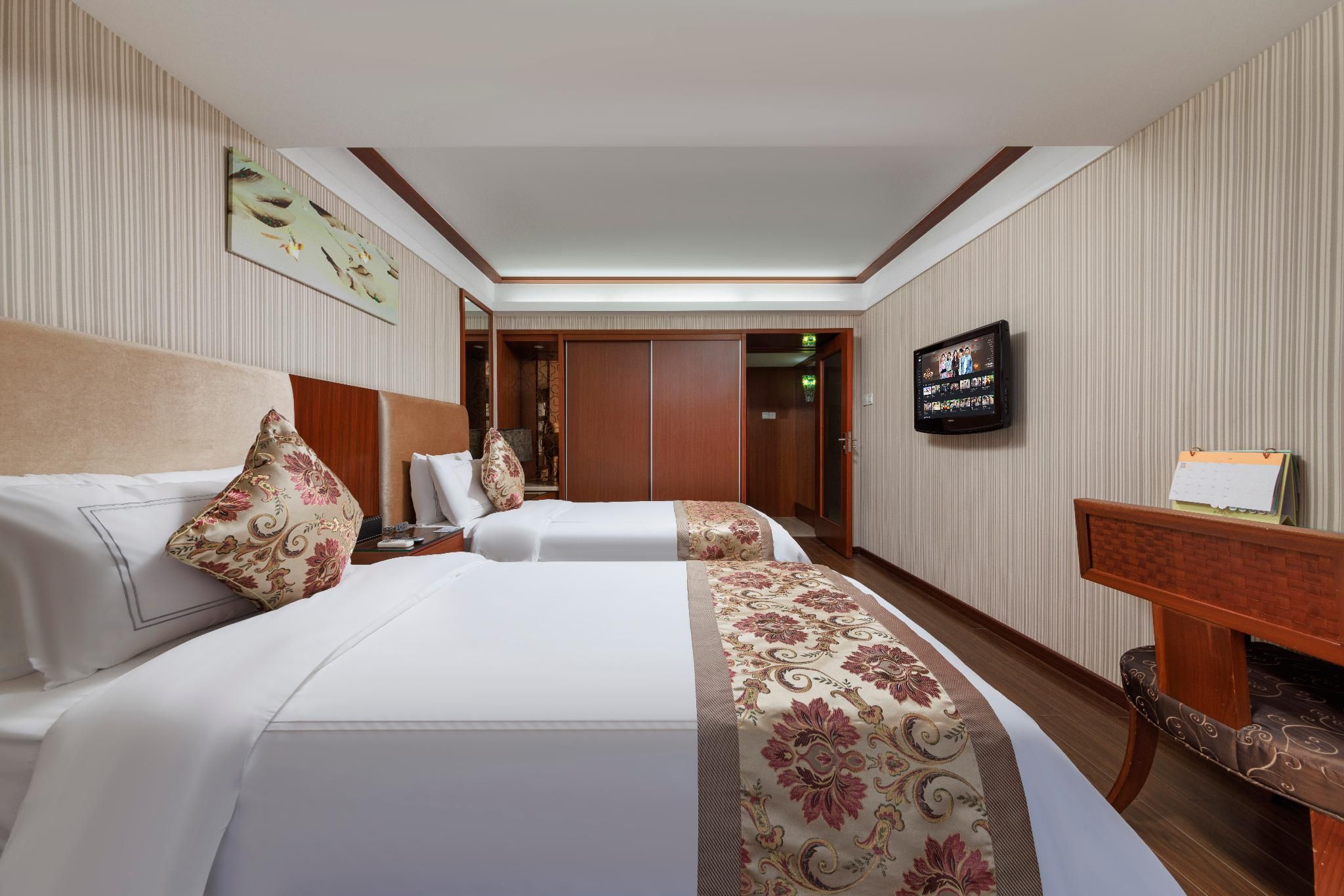 Deluxe Duplex Twin Room