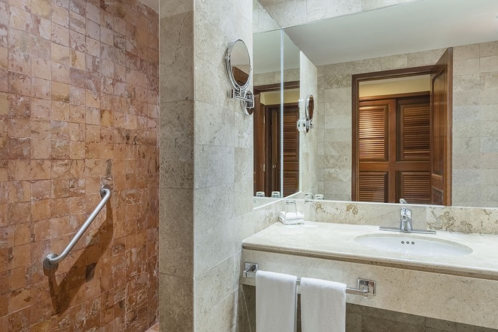 undefined Iberostar Waves Paraíso Beach - All Inclusive 10