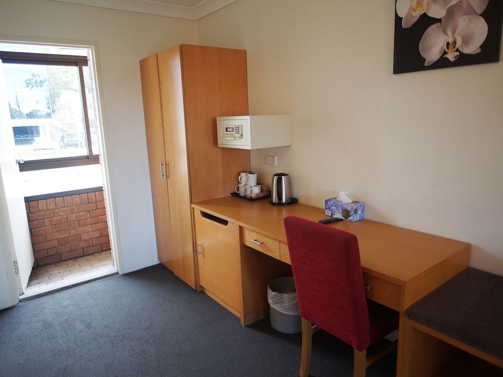 Garden Lodge Sydney Deluxe Double Room, 1 Bedroom 7
