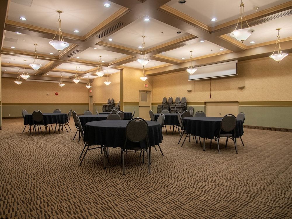 undefined Prestige Aberdeen Lodge Kamloops 10