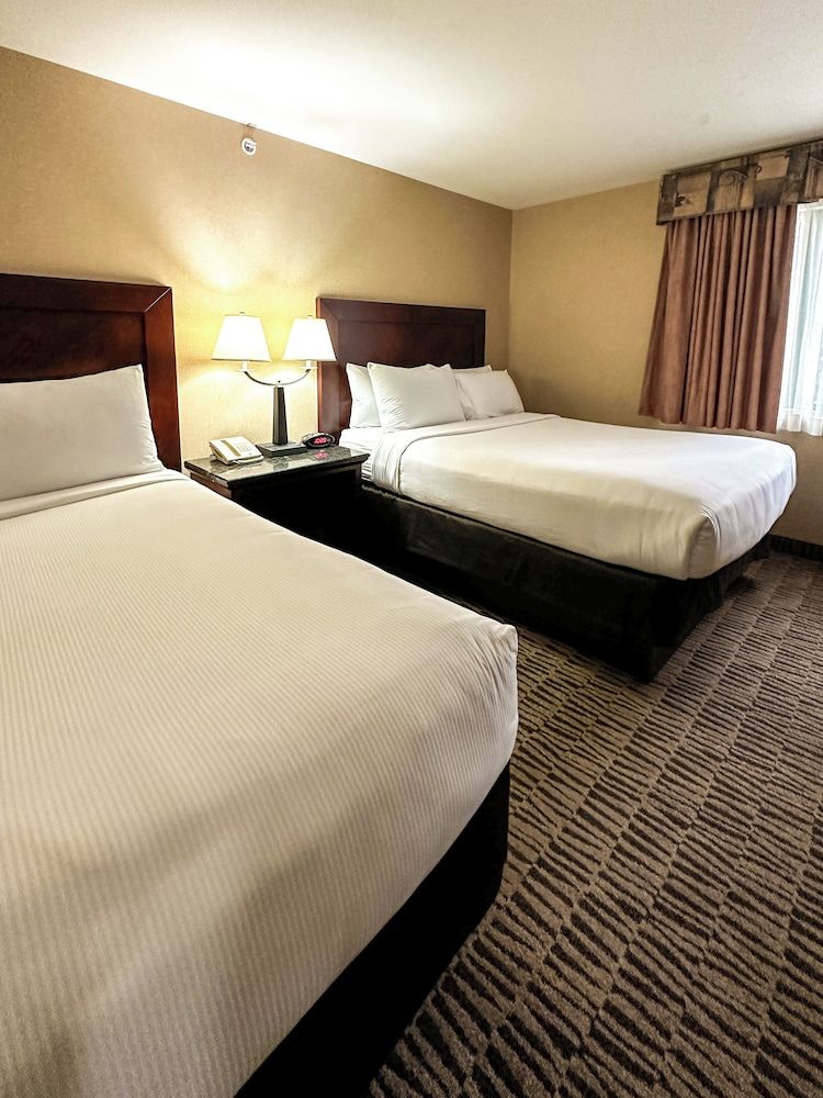 undefined Prestige Aberdeen Lodge Kamloops 5