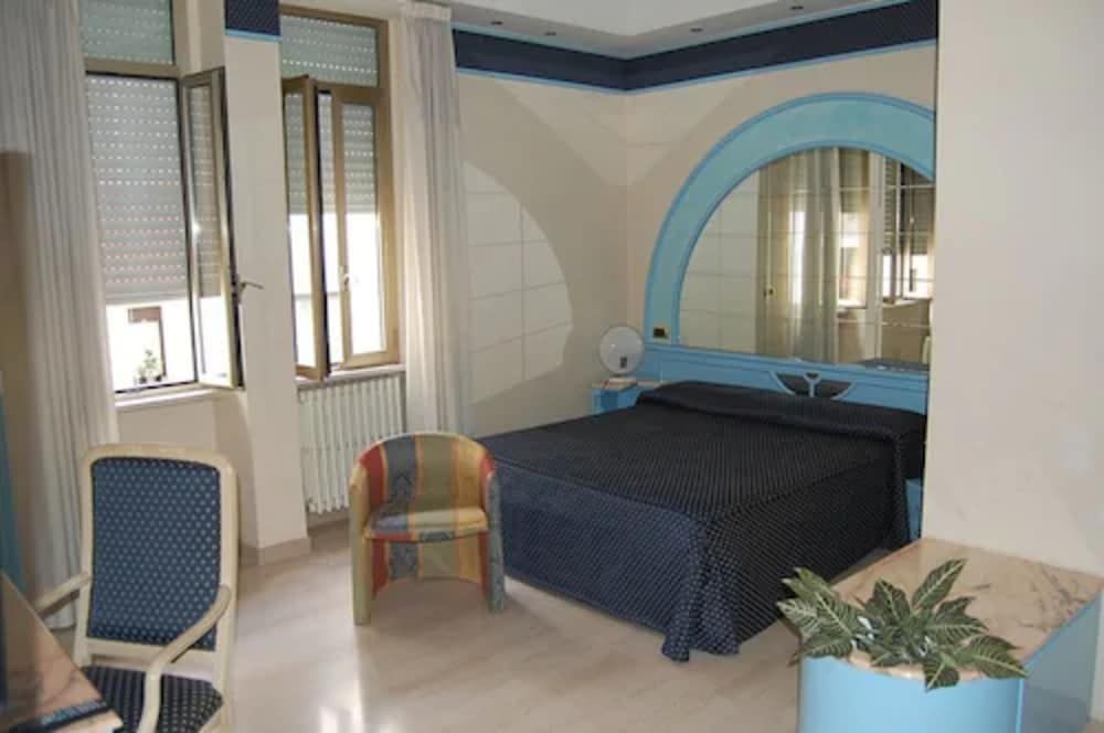 Hotel Europa Suite, 1 Double Bed 2