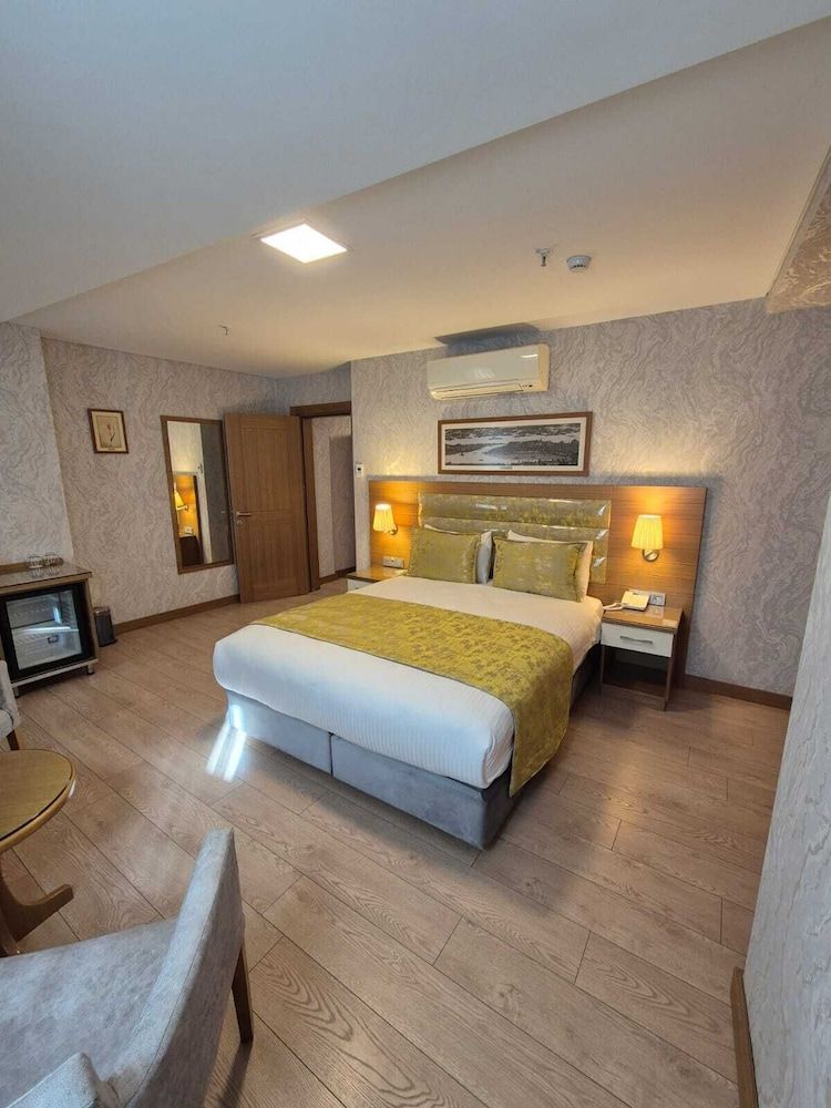 Suite Room