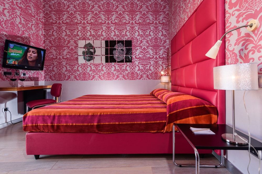 Classic Double Room, Partial Sea View