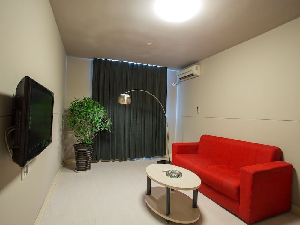 undefined Jinjiang Inn, Select - New Hongqiao, Shanghai