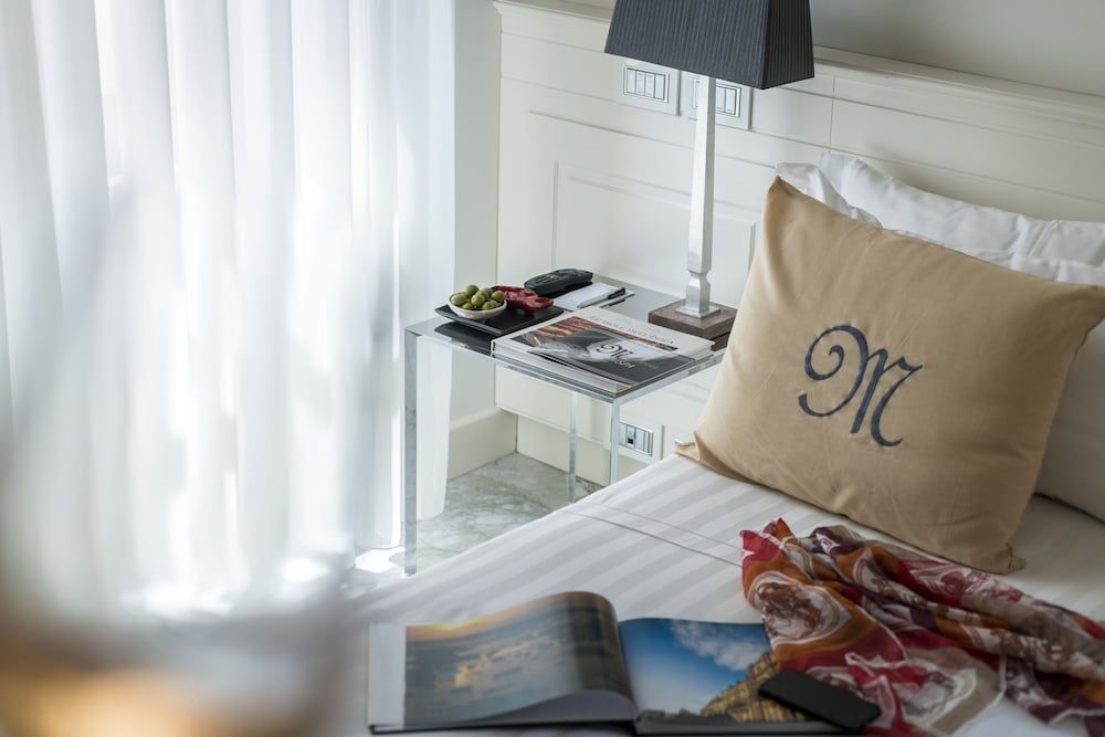 Superior Room, City View