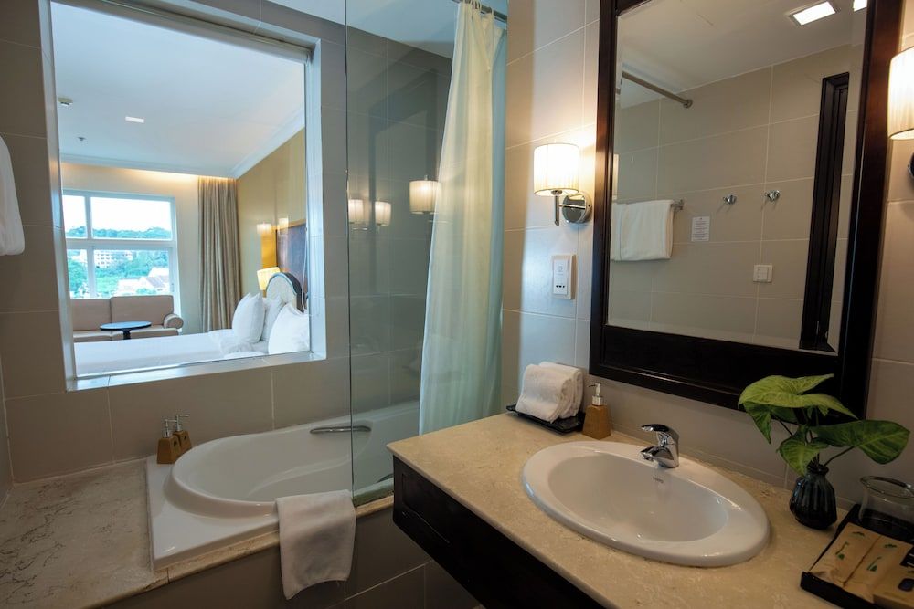 La Sapinette Hotel Dalat Superior Room 6