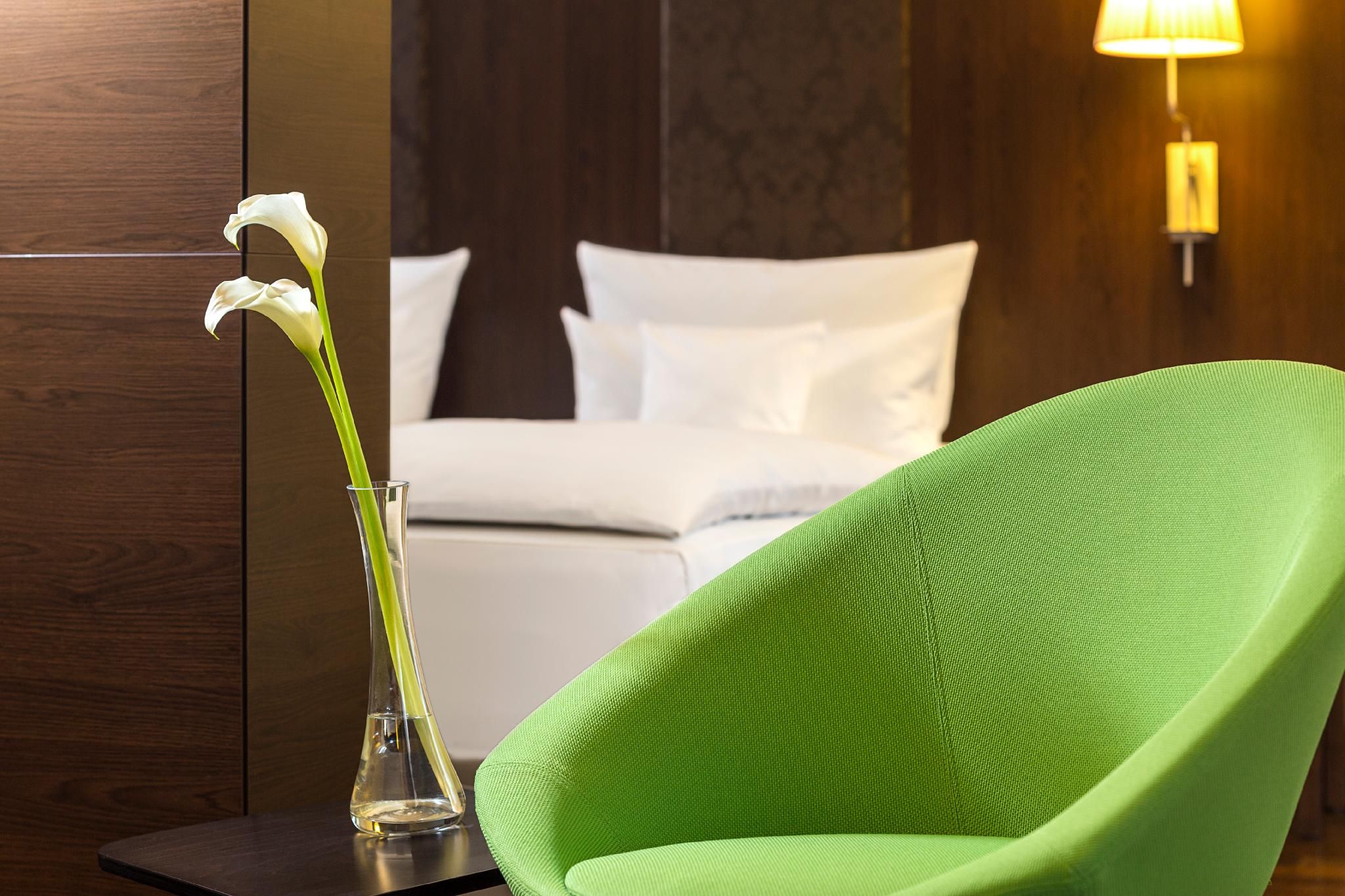 Premium with view (2 adults + 1 child)