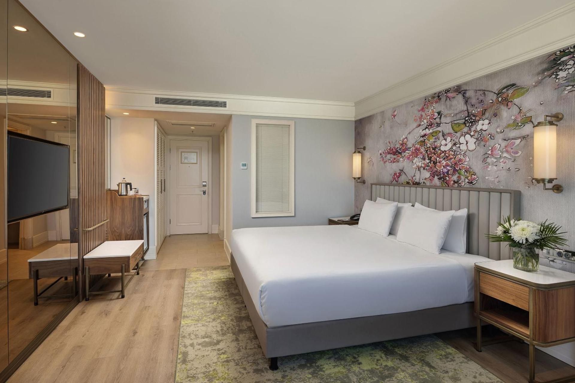 undefined Titanic Port Bakirkoy 6