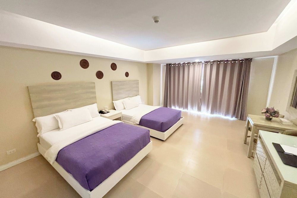 The Muse Hotel Boracay Premier Seaview Twin 7
