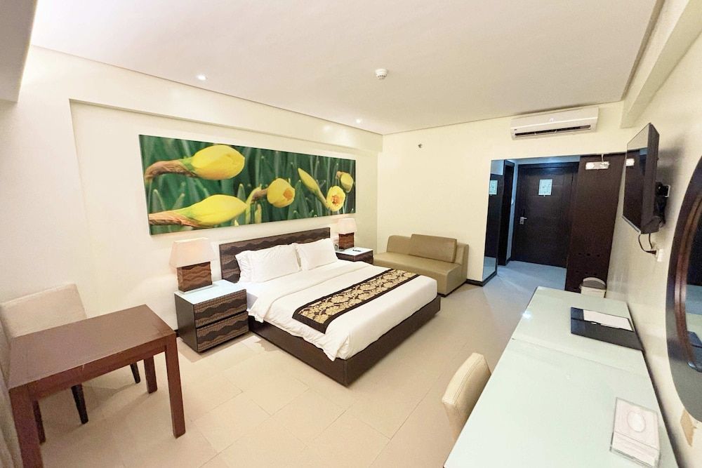 The Muse Hotel Boracay Standard King Room 3