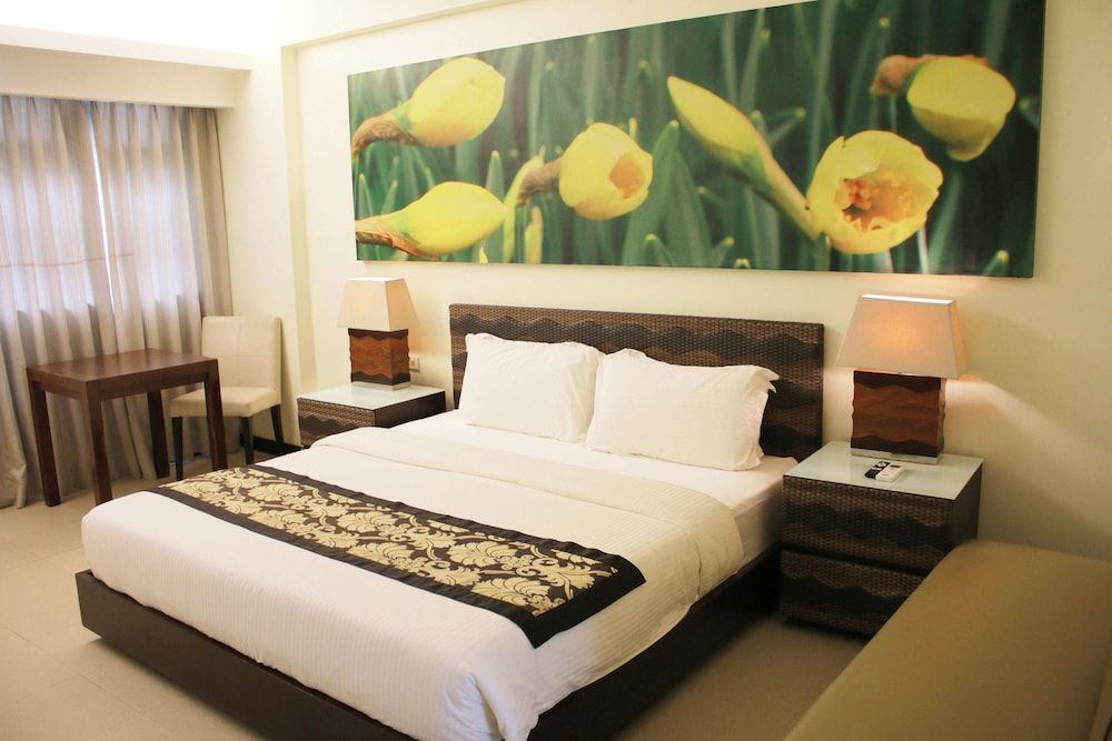 The Muse Hotel Boracay Standard King Room 2