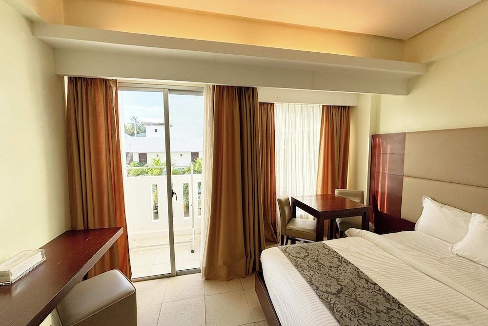 The Muse Hotel Boracay Deluxe Twin Room 5