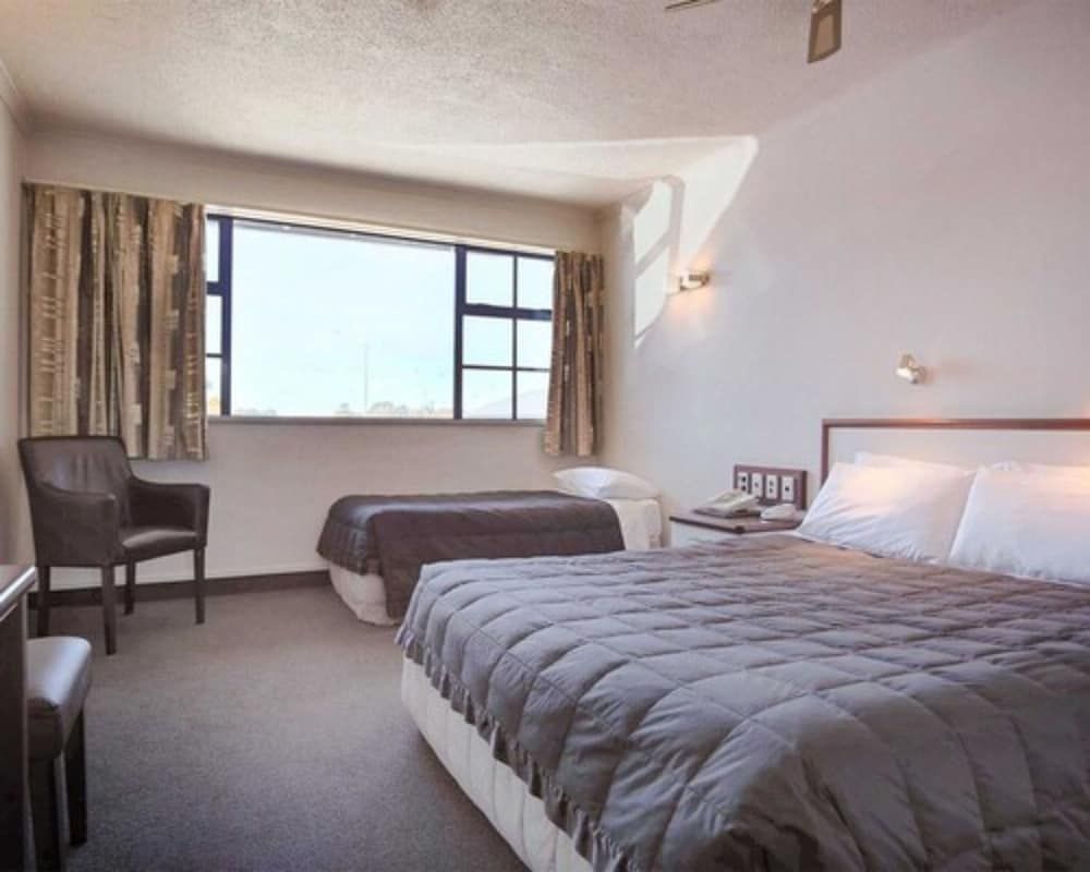 Standard Room, Multiple Beds, Non Smoking